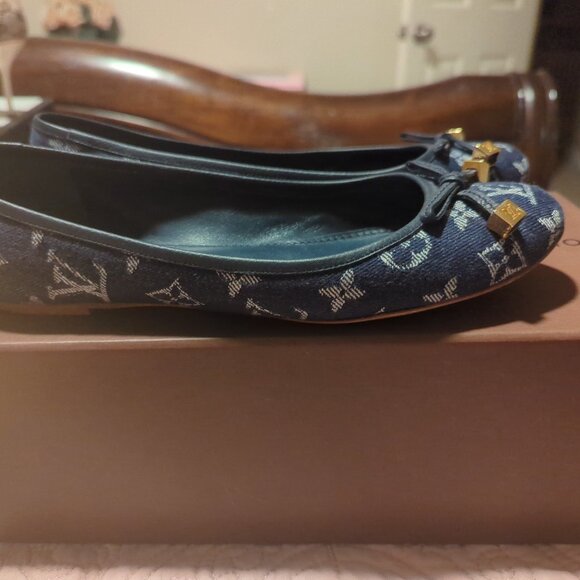 Louis Vuitton Denim LV Monogram Ballet Flats - Picture 3 of 8